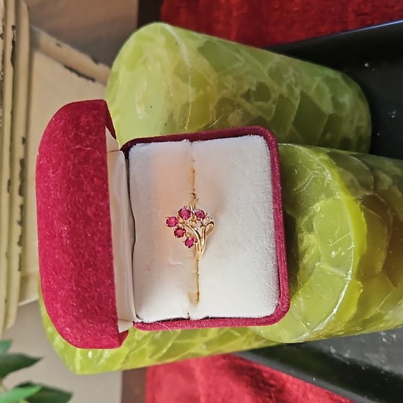 Source Unknown Jewelry - 14K Y/G Ruby & Diamond Cocktail Ring